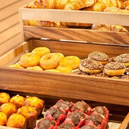 Costabella Χιρόνα