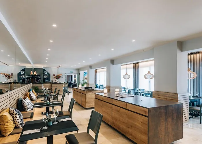 Costabella Hotel 3*