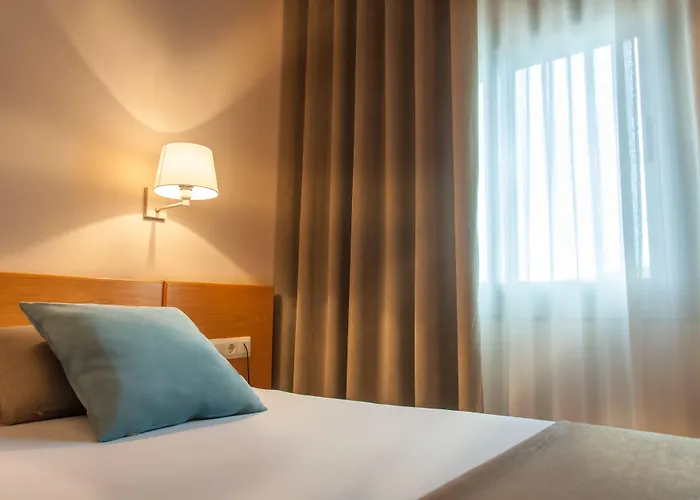 Costabella 3* Girona