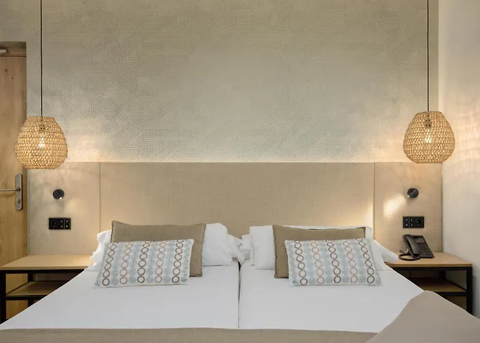 Hotel Costabella 3*